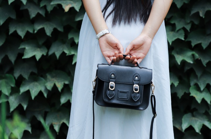 black-leather-tote-bag