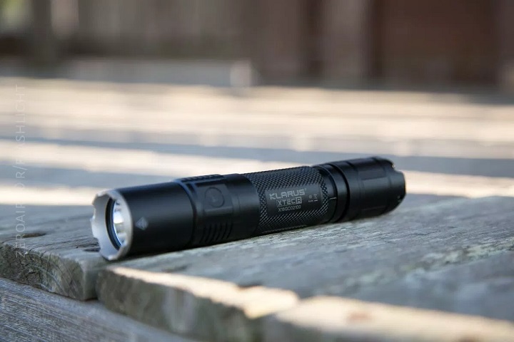 klarus-tactical-light