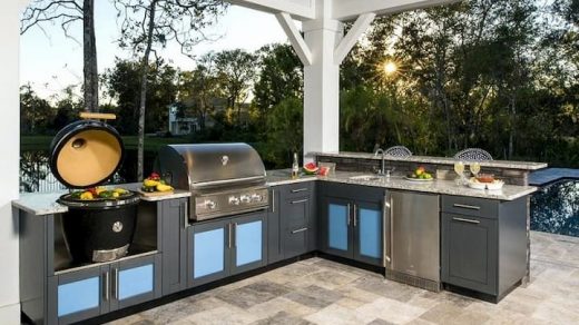 outdoor-kitchen