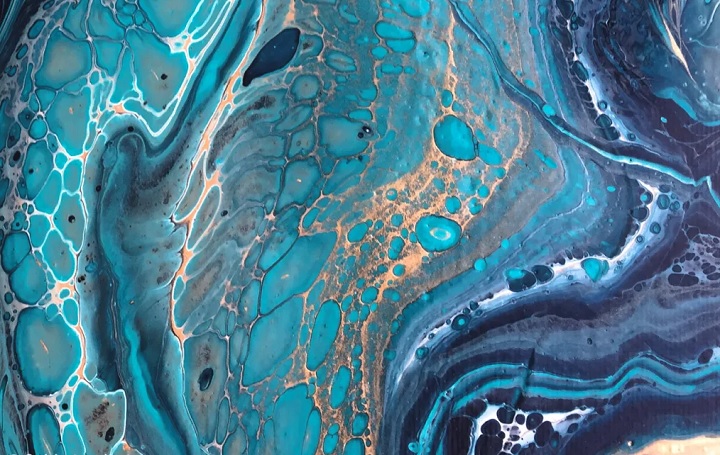 acrylic pouring